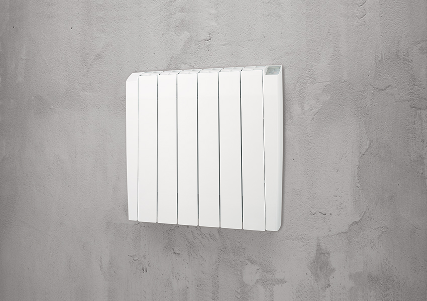 Delonghi Aluminium Radiators only at Panthermiki.